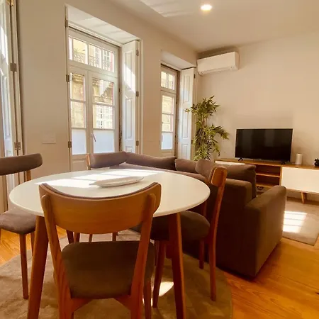 Sm Apartment *