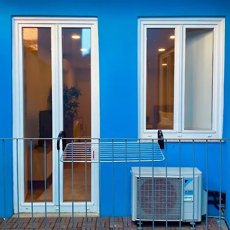 Sm Apartment *
